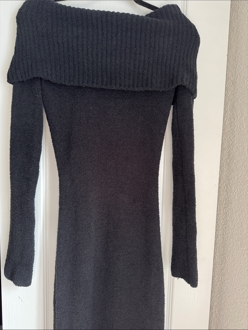 Skims NWT Cozy Knit Off The Shoulder Maxi Dress - Onyx Black - Size Med